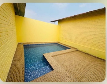 S K Pushkar Resort,,3 star