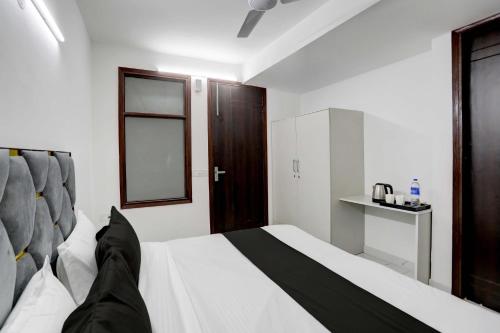 super collection o 24 7 hotel