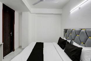 super collection o 24 7 hotel