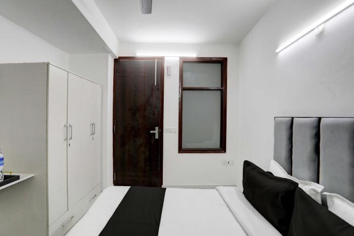 super collection o 24 7 hotel