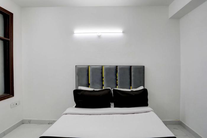 super collection o 24 7 hotel