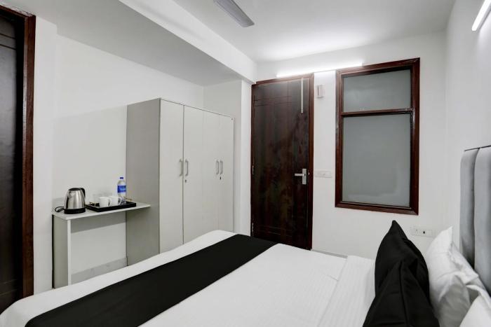super collection o 24 7 hotel