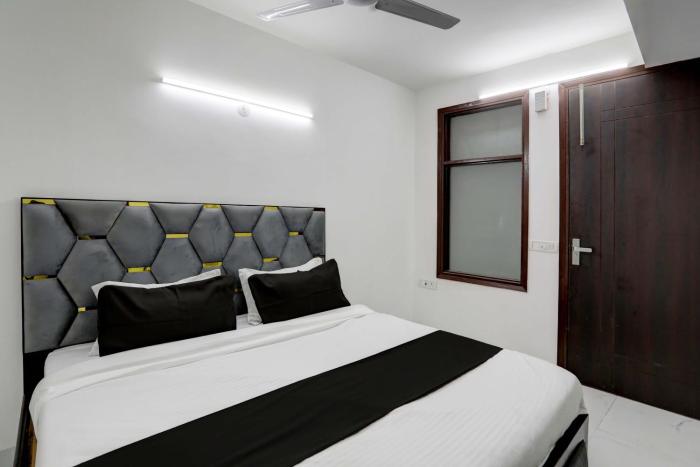 super collection o 24 7 hotel