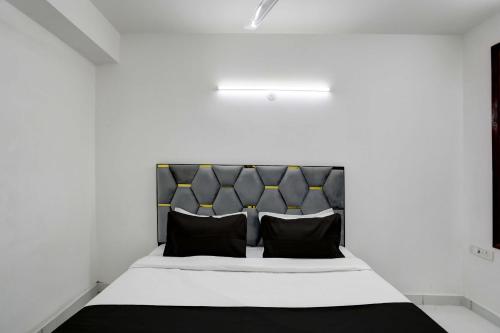 super collection o 24 7 hotel