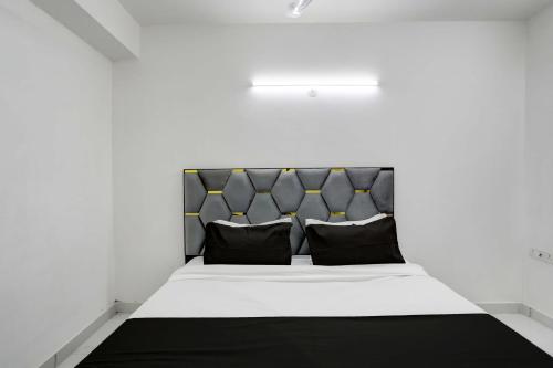 super collection o 24 7 hotel
