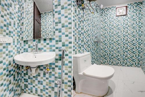 super collection o 24 7 hotel