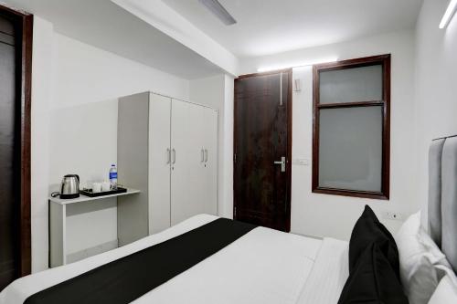 super collection o 24 7 hotel