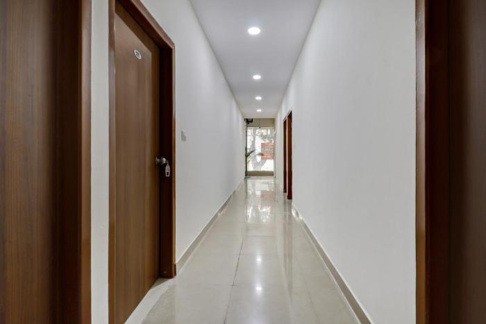 hotel o maruthi paradise netaji udyanavana park