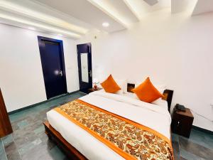 Hotel Green Galaxy - Green Park South Delhi,,3 star