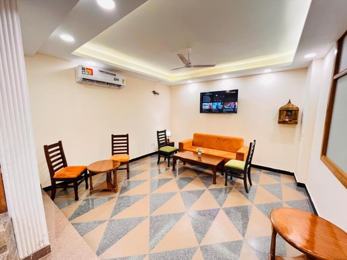 hotel green galaxy green park south delhi