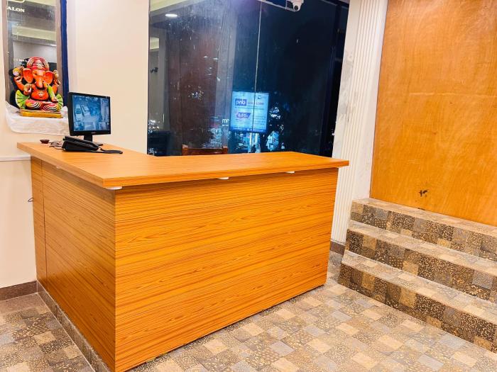 hotel green galaxy green park south delhi