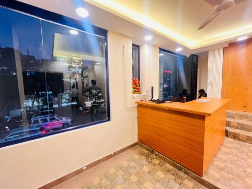 hotel green galaxy green park south delhi