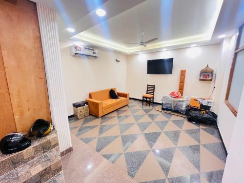 hotel green galaxy green park south delhi