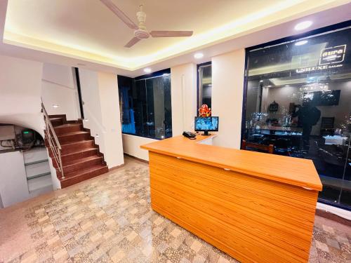 hotel green galaxy green park south delhi