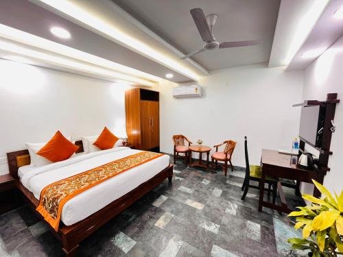 hotel green galaxy green park south delhi