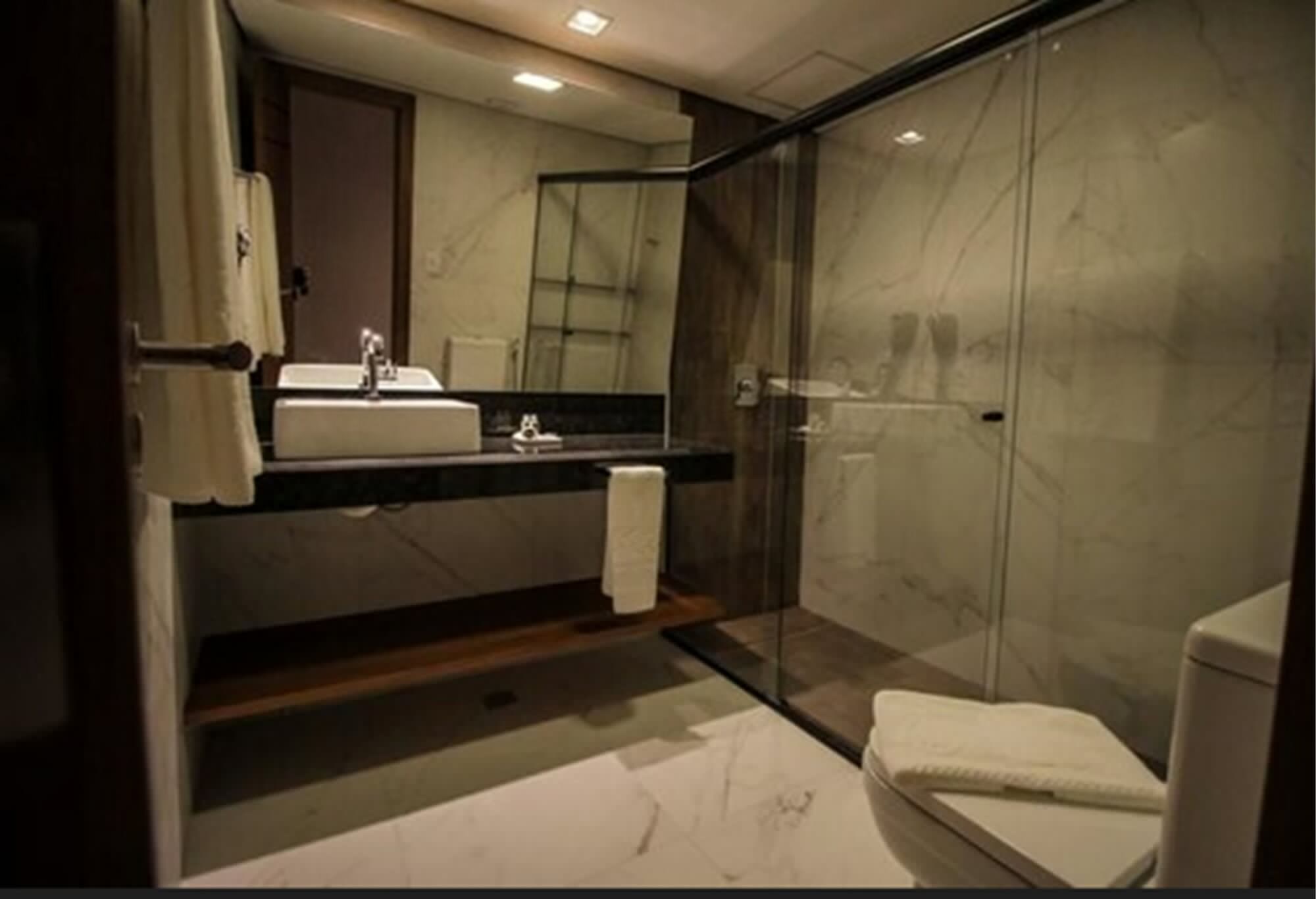 oscar hotel executive