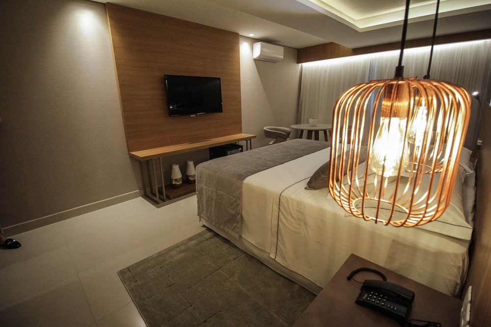 oscar hotel executive