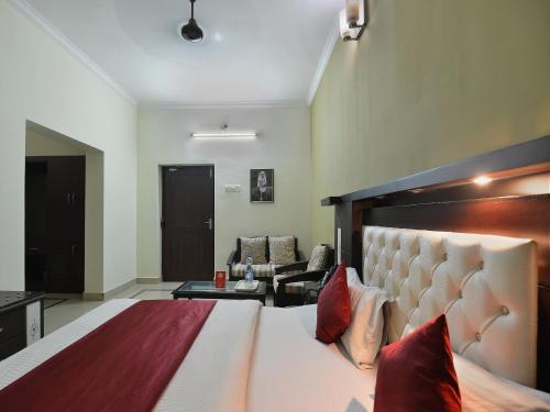 super hotel o sai leela