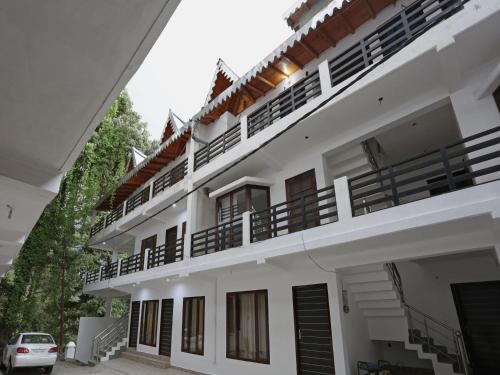 Hotel O Summer King,,3 star