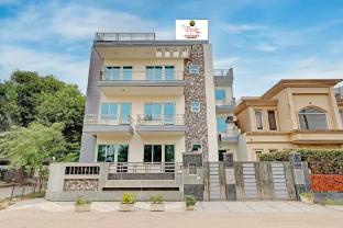 madstays hotels medicity near medanta hospital