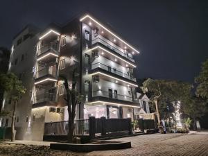 kds emerald suites