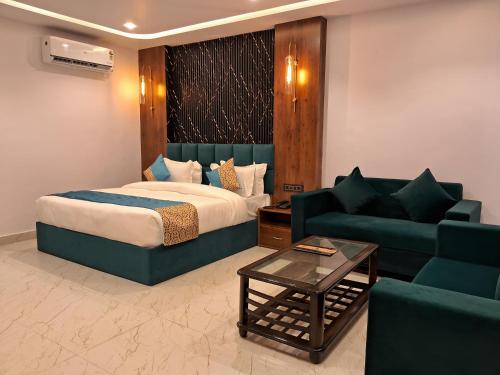 kds emerald suites