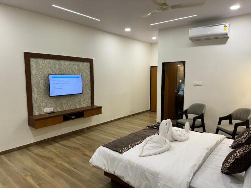 nicolas farm and resort