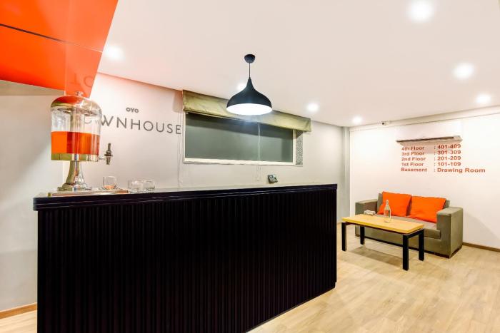 collection o near kohat enclave metro station