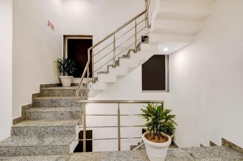 collection o near kohat enclave metro station