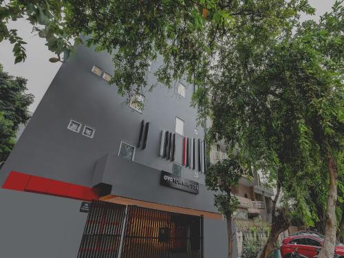 collection o near kohat enclave metro station