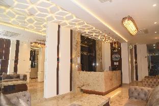 hotel lawang signage