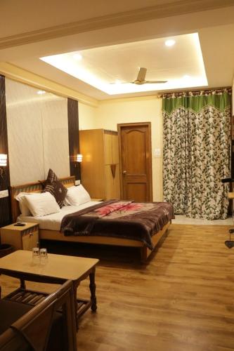 hotel royal palace jalandhar