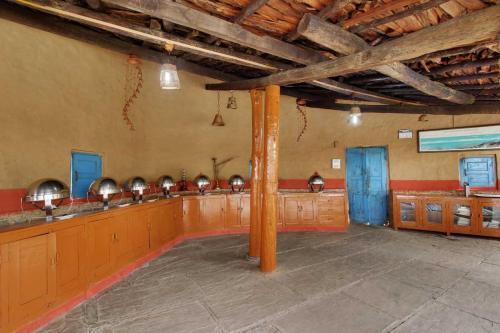 vamoose eco lodge chevron