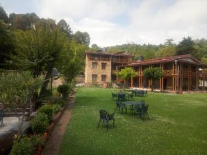 vamoose eco lodge chevron