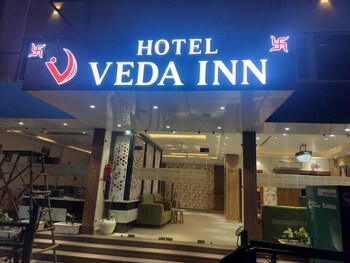hotel veda inn by blue lotus