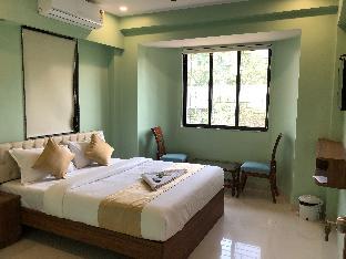 Everest Stays Rooms And Dormitory,,3 star