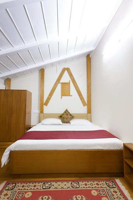 kafal pako resort luxury mountain view stay in mukteshwar