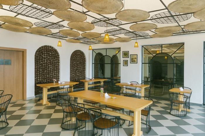 kafal pako resort luxury mountain view stay in mukteshwar