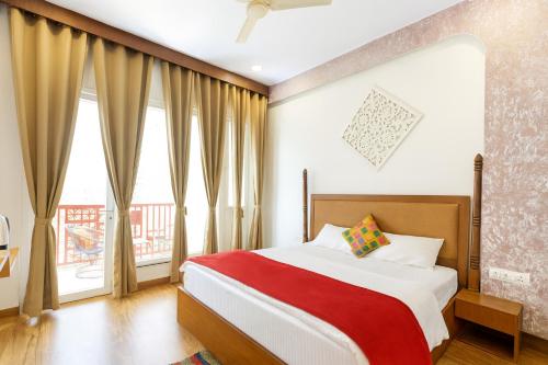 kafal pako resort luxury mountain view stay in mukteshwar
