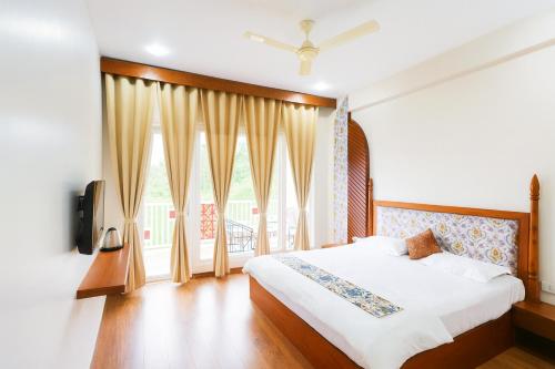 kafal pako resort luxury mountain view stay in mukteshwar