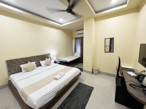 royal park residency