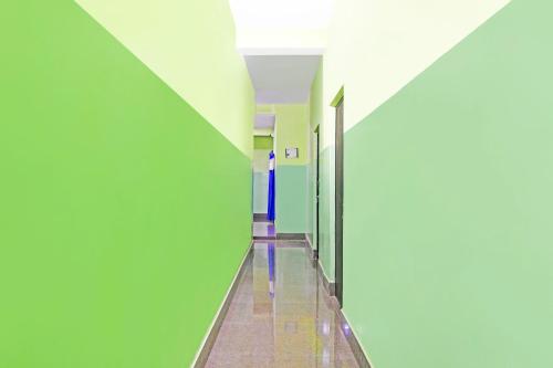 Hotel O Sneha Lodge & Banquet Hall,,3 star