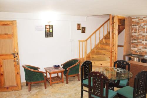 jaishnavi homestay and restaurant