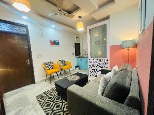 Zzpeach ®| Airport | Metro | Dwarka | 1Bhk,,2 star