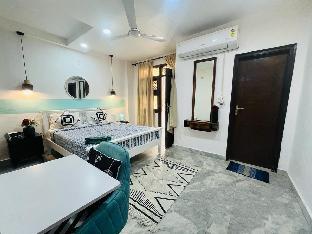 Zzpeach ®| Airport | Metro | Dwarka | 1Bhk,,2 star