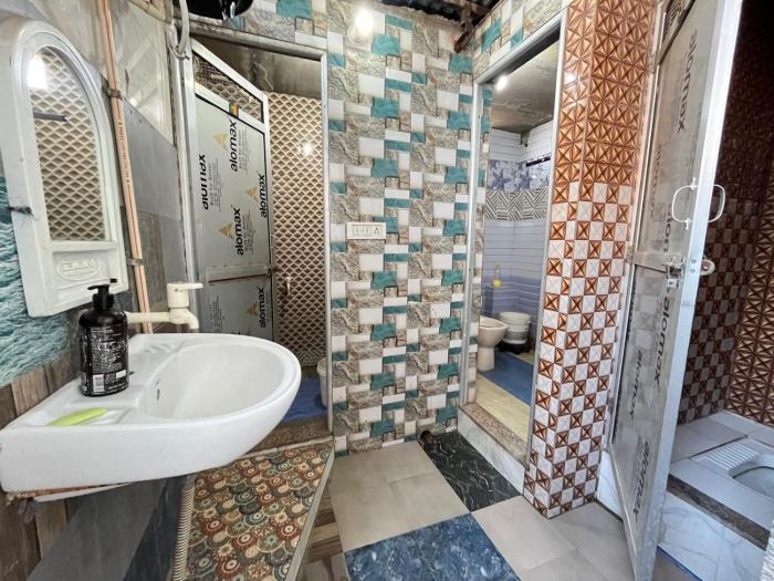 hardik guest house and general store