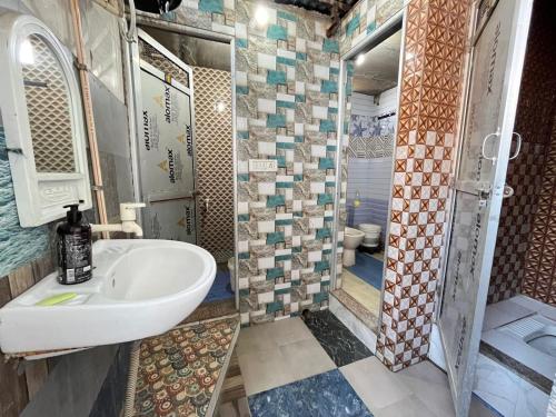 hardik guest house and general store