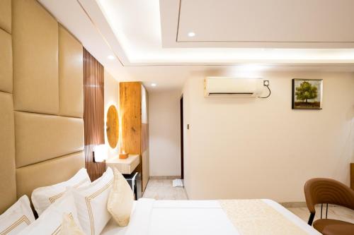 oriva vinflora residency nr lv prasad hospital banjara hills