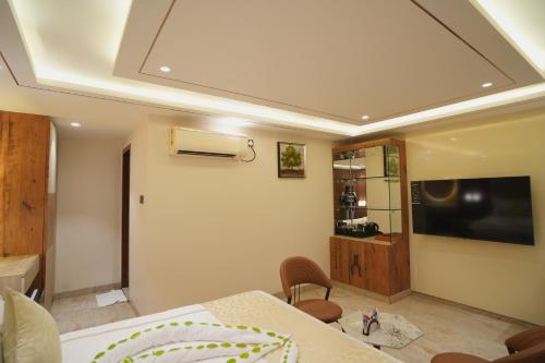 oriva vinflora residency nr lv prasad hospital banjara hills