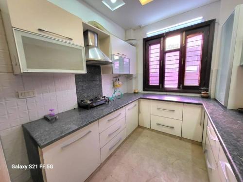 bnbbuddy athulyam homestay shalimar bagh